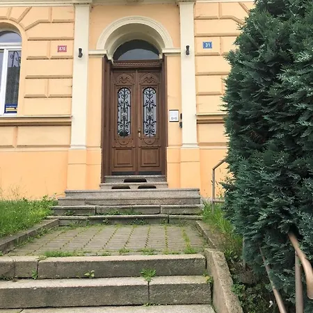 Na Zahradni Apartment *